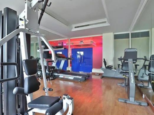 Kandiz Queendom Nairobi Luaran gambar